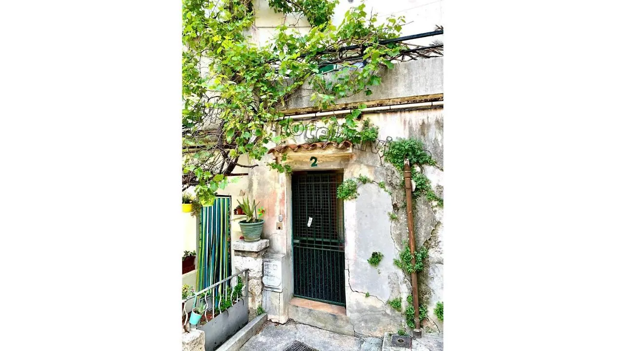 Apartment Aparthotel Riviera Nice Cote D'Azur - Vieux Nice Old Town Parfait Studio Ac - 5Mn Promenade Des Anglais - Menica 1